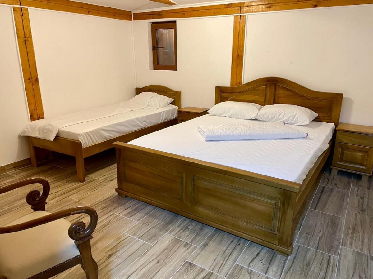 Kula Nekovic Bed & Breakfast Gusinje Bagian luar foto